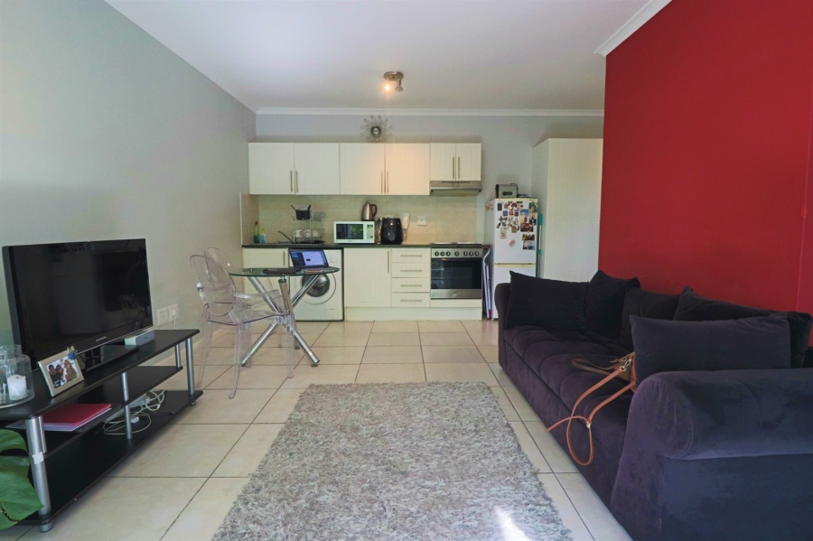 To Let 1 Bedroom Property for Rent in Rondebosch Western Cape